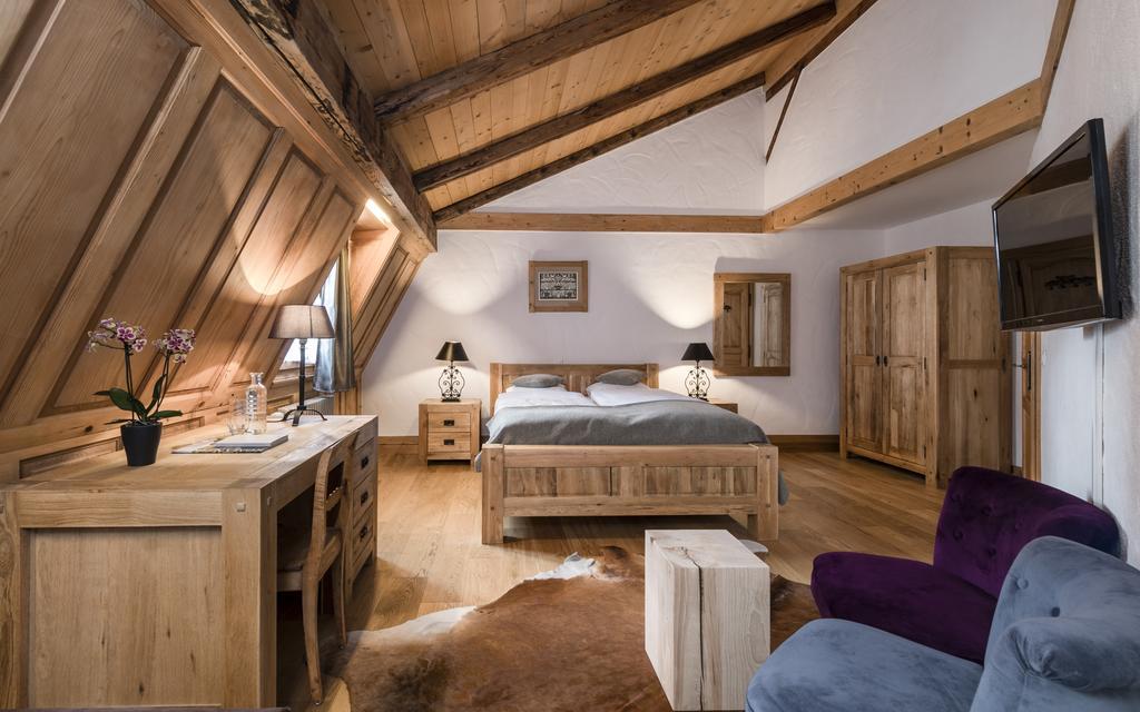 Romantik Hotel L'Etoile シャルメ エクステリア 写真