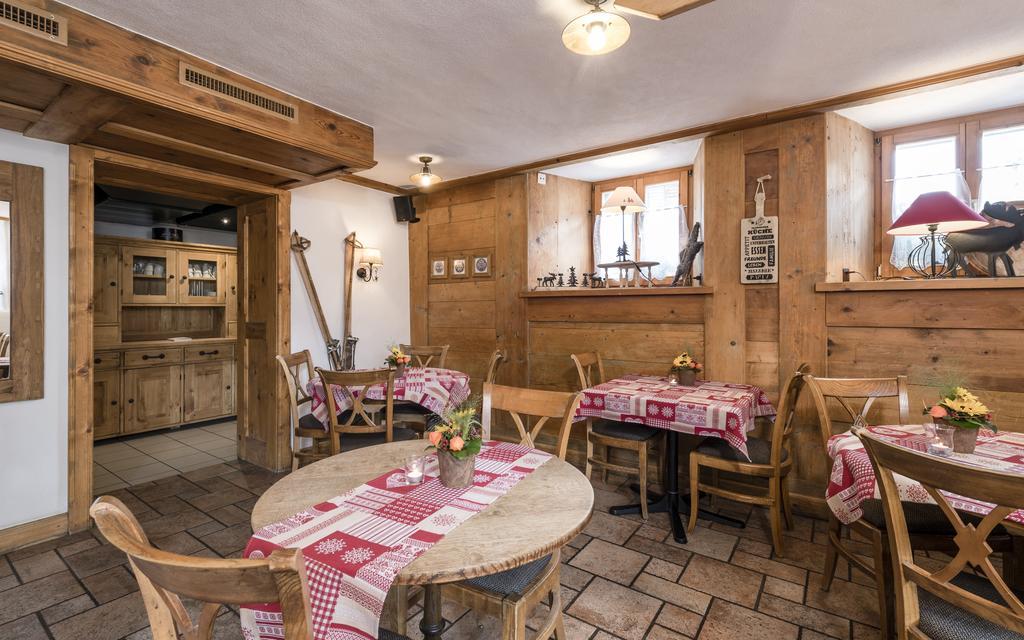 Romantik Hotel L'Etoile シャルメ エクステリア 写真